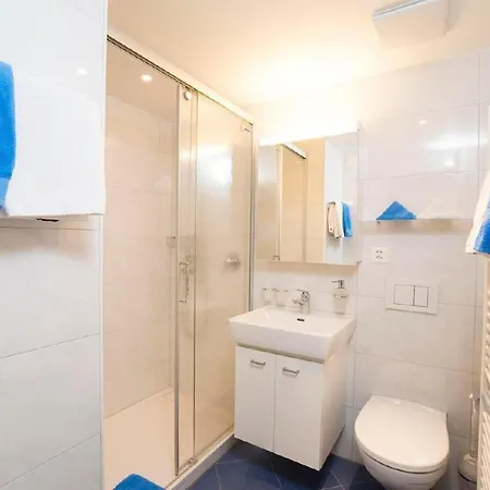 Apartment Chesa Quadrella By Interhome *
